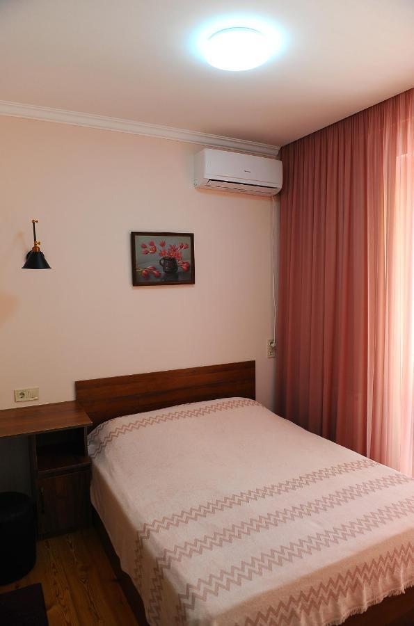 Janika Apartments Tbilisi ภายนอก รูปภาพ