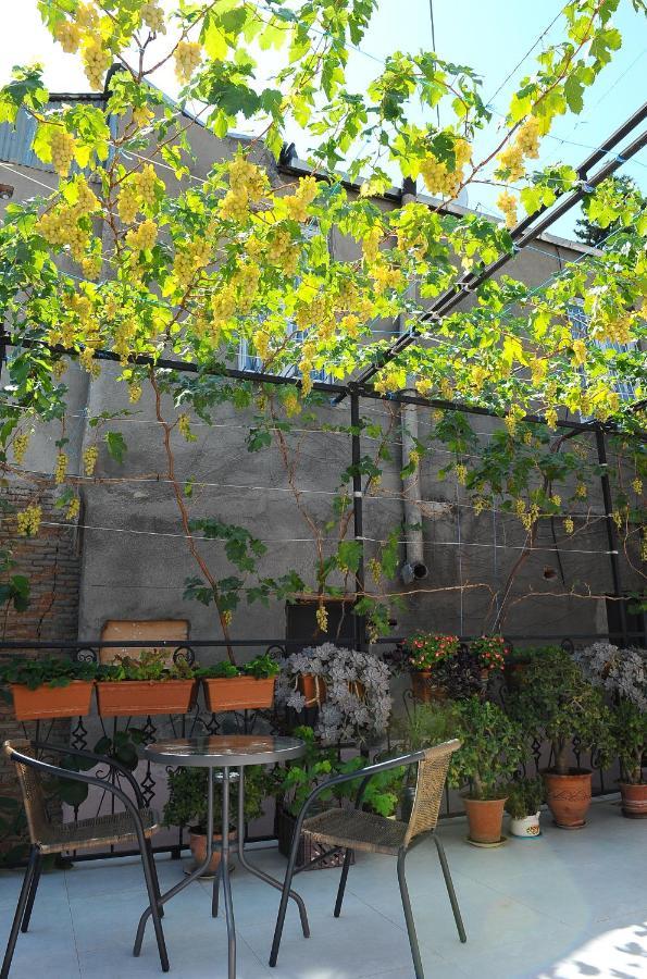 Janika Apartments Tbilisi ภายนอก รูปภาพ