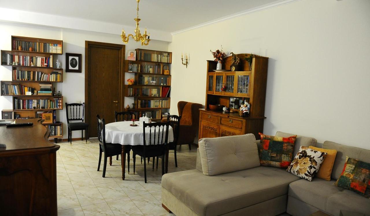 Janika Apartments Tbilisi ภายนอก รูปภาพ