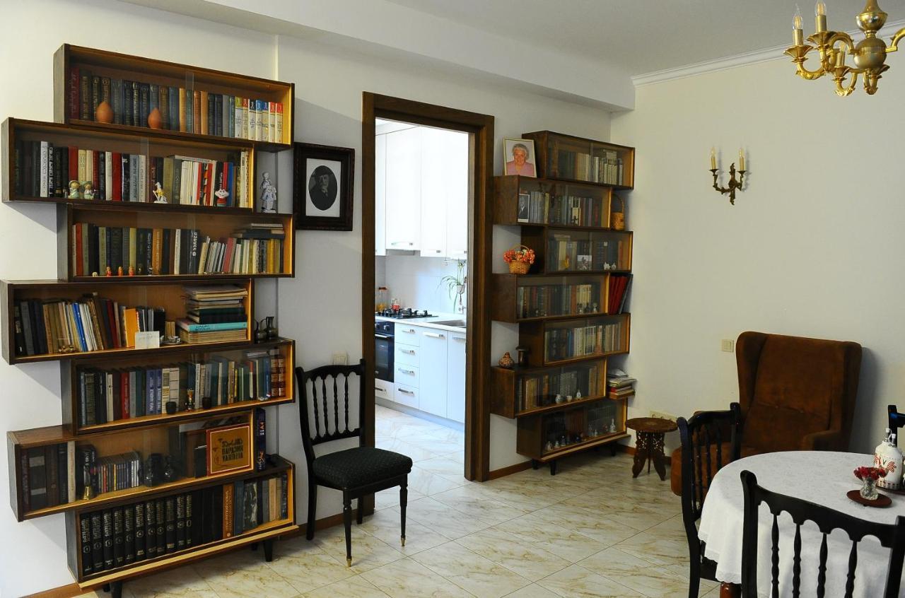 Janika Apartments Tbilisi ภายนอก รูปภาพ